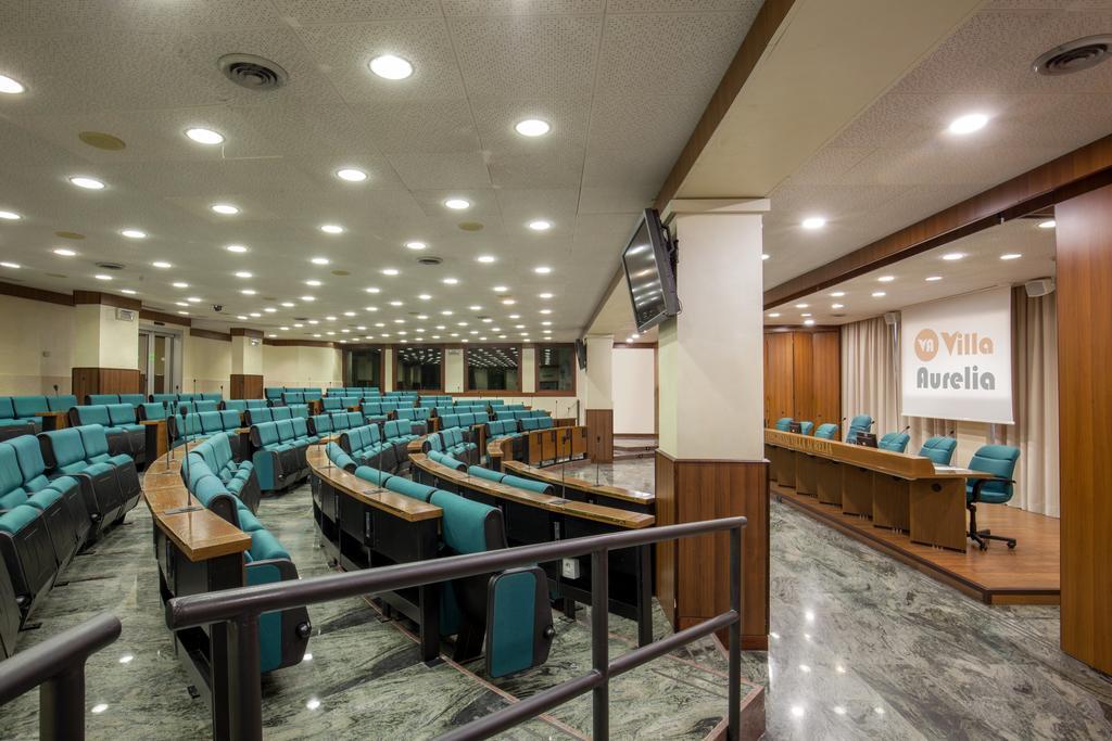 Pensión Aurelia 3*